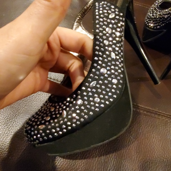 Black rhinestone slingback heels... WORN ONCE!!! - Picture 4 of 7